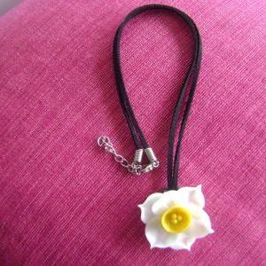 Daffodil Necklace. Clay Flower Neck..
