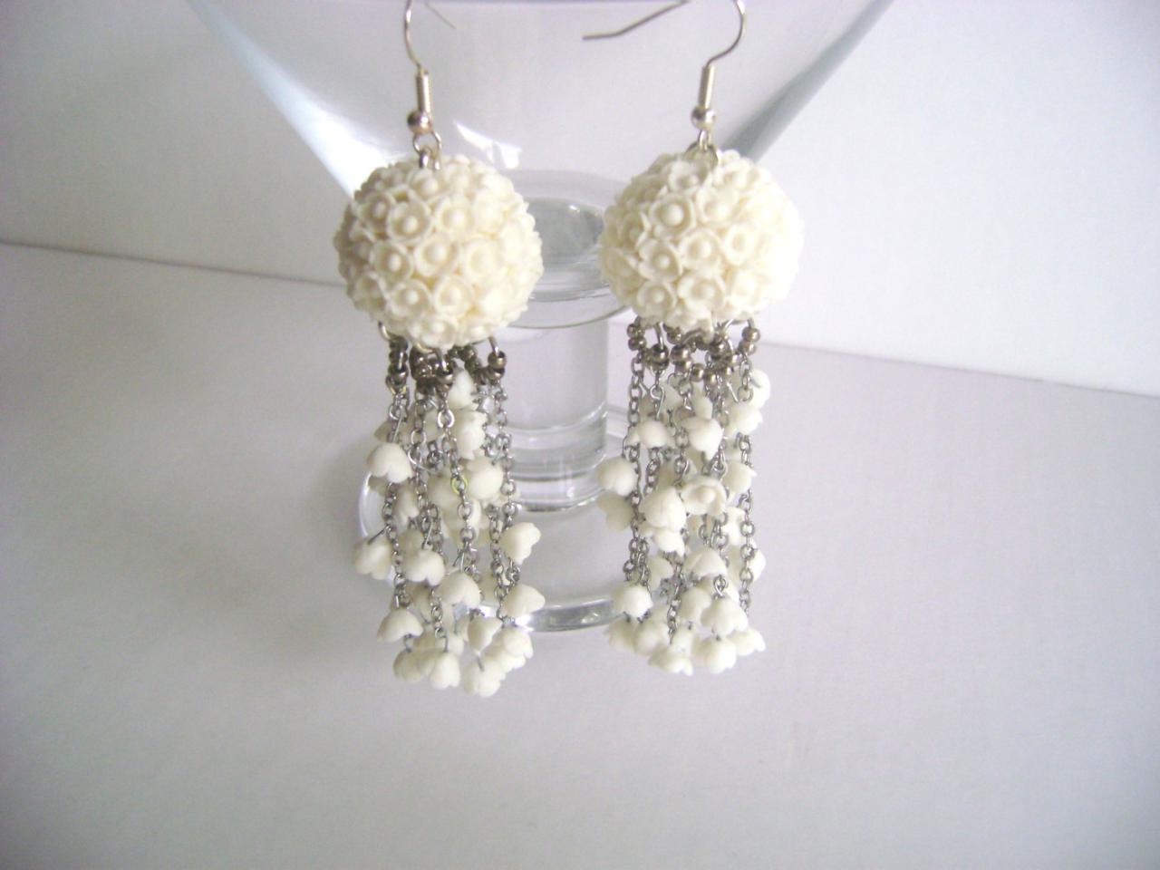 Wedding Jewelry. Bridal Earrings.White Flower Earrings