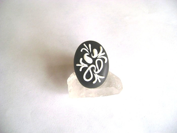 Black And White Adjustable Ring - Persian Paisley Pattern